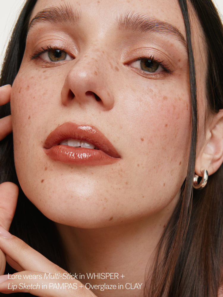 09_1200x1600_Lip_Cheek_Trio_model-2.jpg
